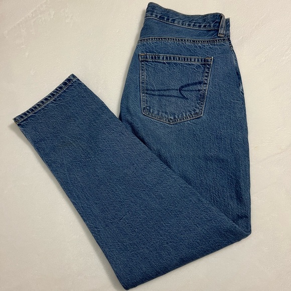 American Eagle Mom Jeans - Picture 8 of 10